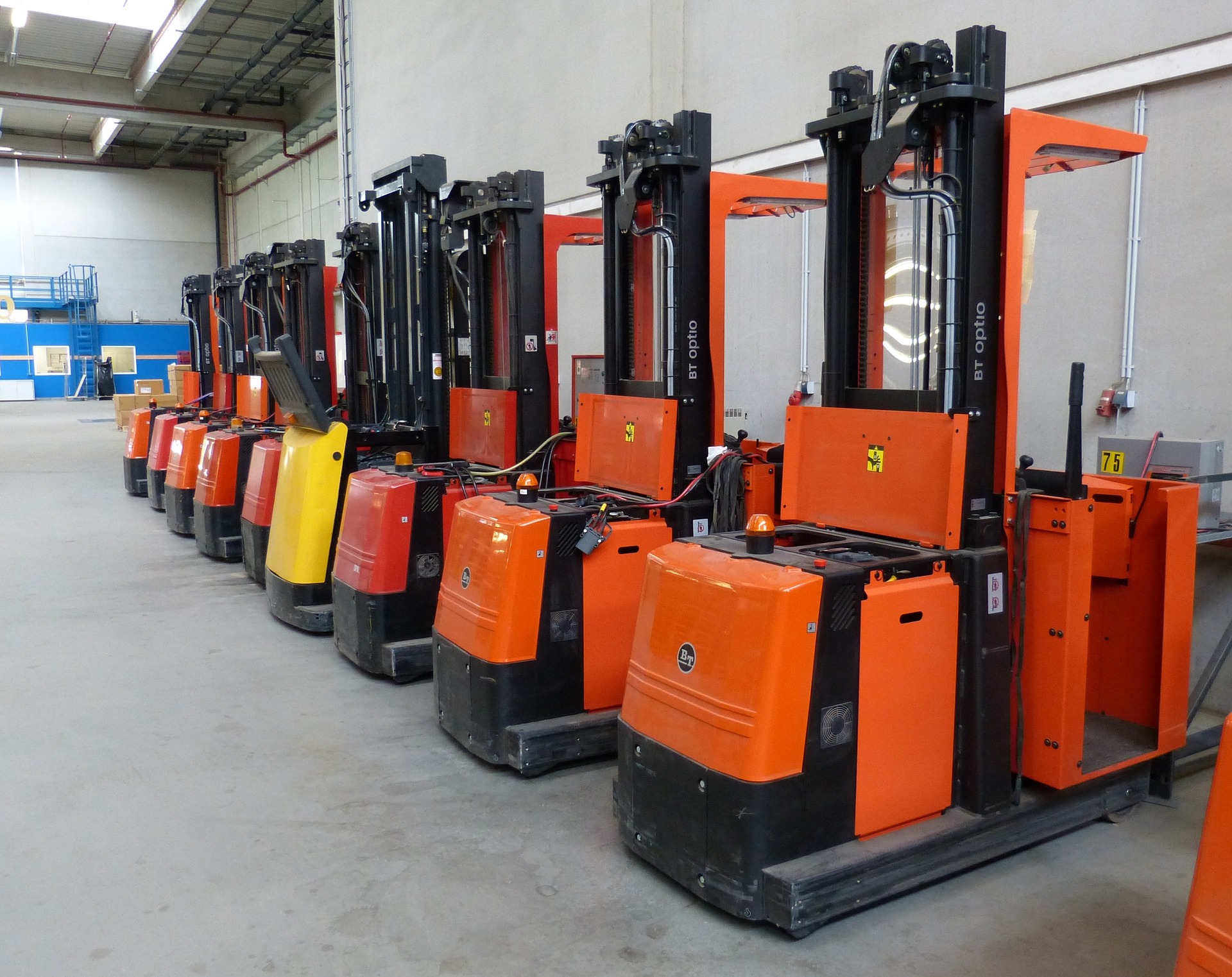 forklift benefits of plant hire
